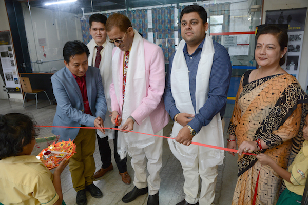 Chief Guest Surjit Mahajan, Chancelor of Partap World School inaugurating the exhibition, 16 June 2017. Photo/Tibet Museum